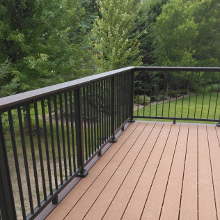 Custom Deck in Plymouth | Lake Country Decks